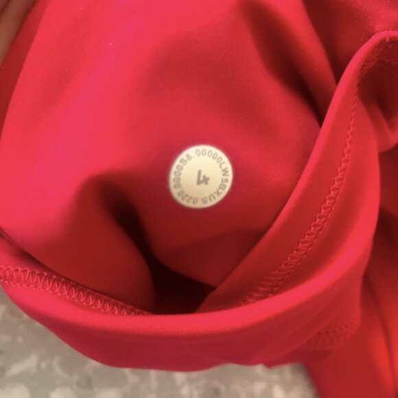 Lululemon Fast and Free high-rise tight 28" (size 4) - Picture 3 of 4